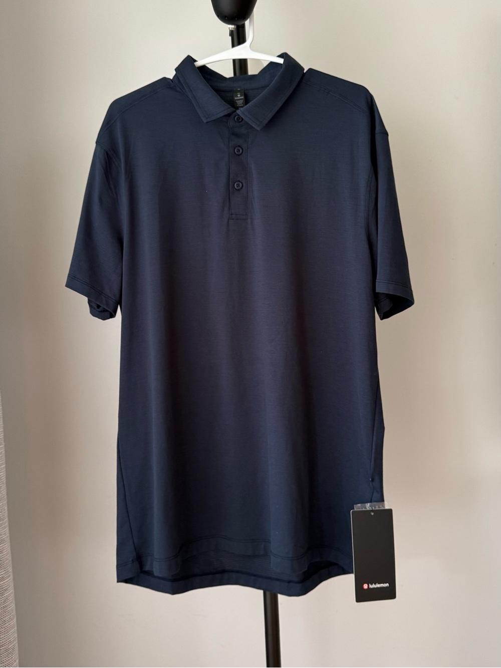 lululemon athletica Men’s Dark Navy Polo XL